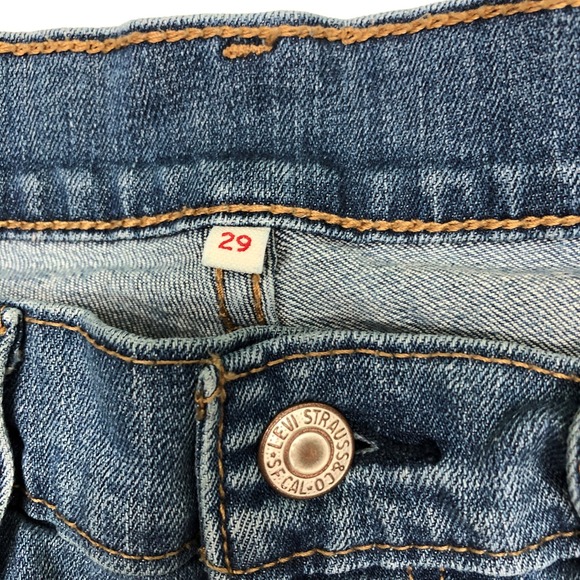 Levis Shorts Womens 29 Blue Denim Stretch Mid Rise Casual Raw Hem Summer Casual - Picture 3 of 13